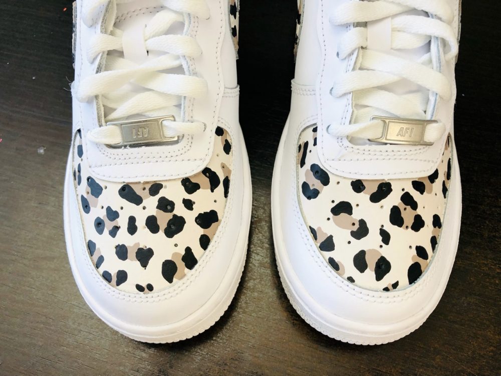 Custom motifs léopard baskets nike airforce 1 personnalisées – Image 3