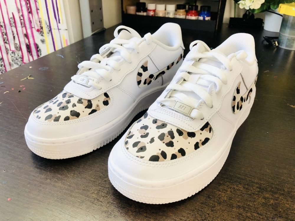 Custom motifs léopard baskets nike airforce 1 personnalisées – Image 2