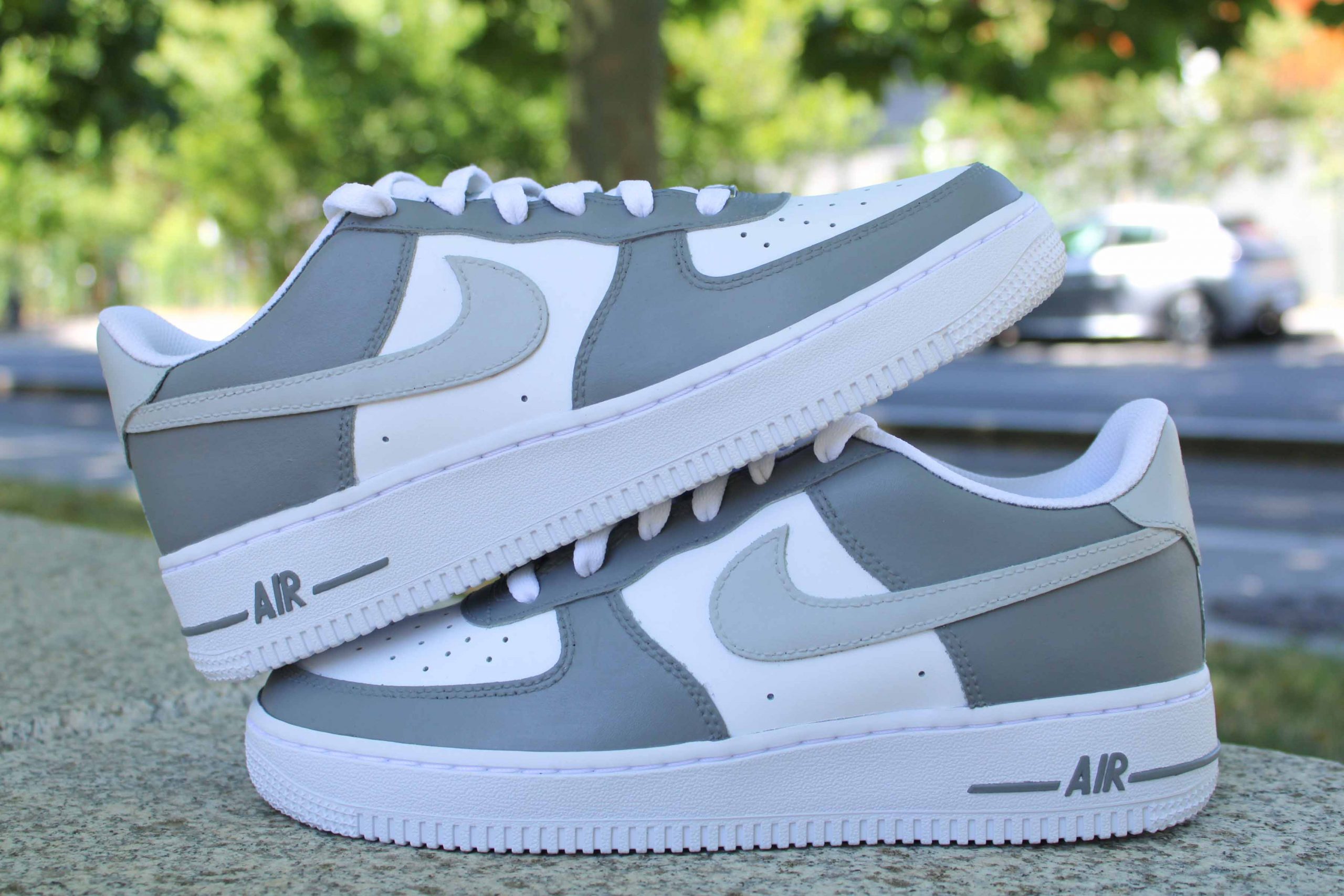 Custom gris Air force 1 baskets personnalisees